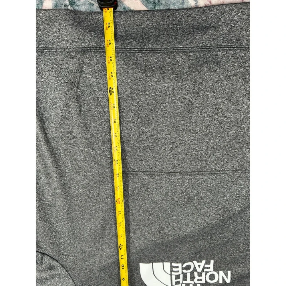 The North Face Men's Grey Hoodie XXL Pullover Logo Front Pocket‎ Casual Basic